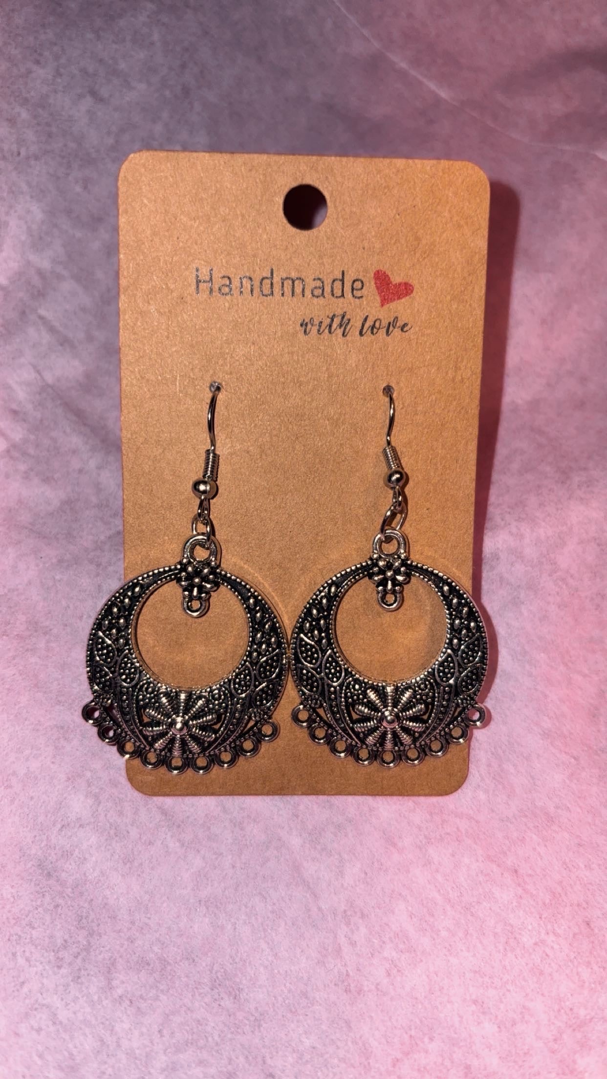 Western Flower Earrings 🩶🌺